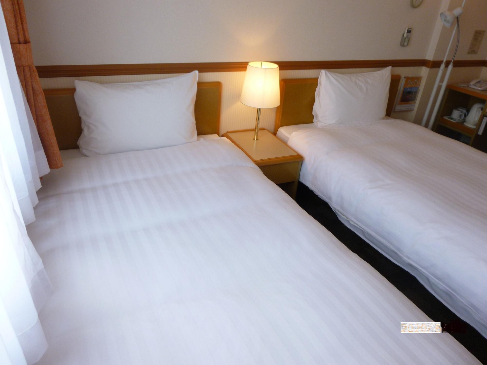 Toyoko Inn Fukuoka Tenjin Exterior photo